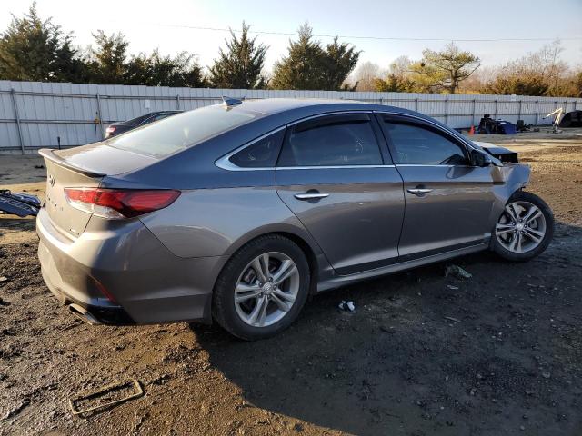 Photo 2 VIN: 5NPE34AF7KH804583 - HYUNDAI SONATA 