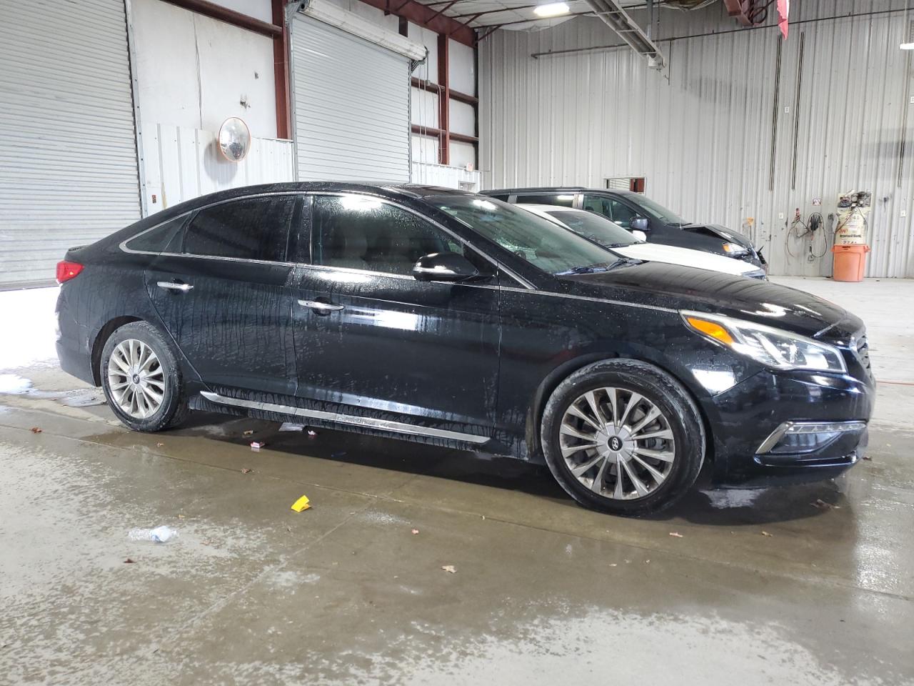 Photo 3 VIN: 5NPE34AF8FH091764 - HYUNDAI SONATA 