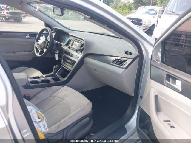 Photo 4 VIN: 5NPE34AF8FH105369 - HYUNDAI SONATA 