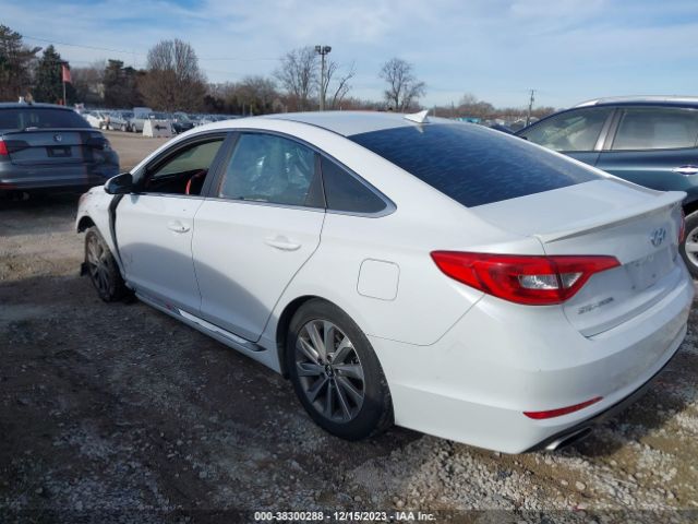 Photo 2 VIN: 5NPE34AF8FH122379 - HYUNDAI SONATA 