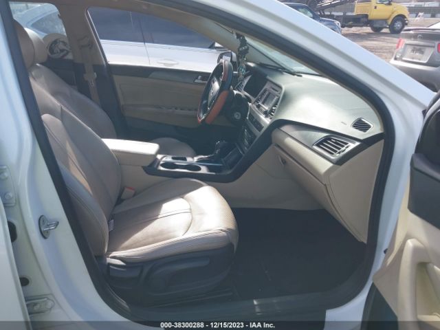 Photo 4 VIN: 5NPE34AF8FH122379 - HYUNDAI SONATA 