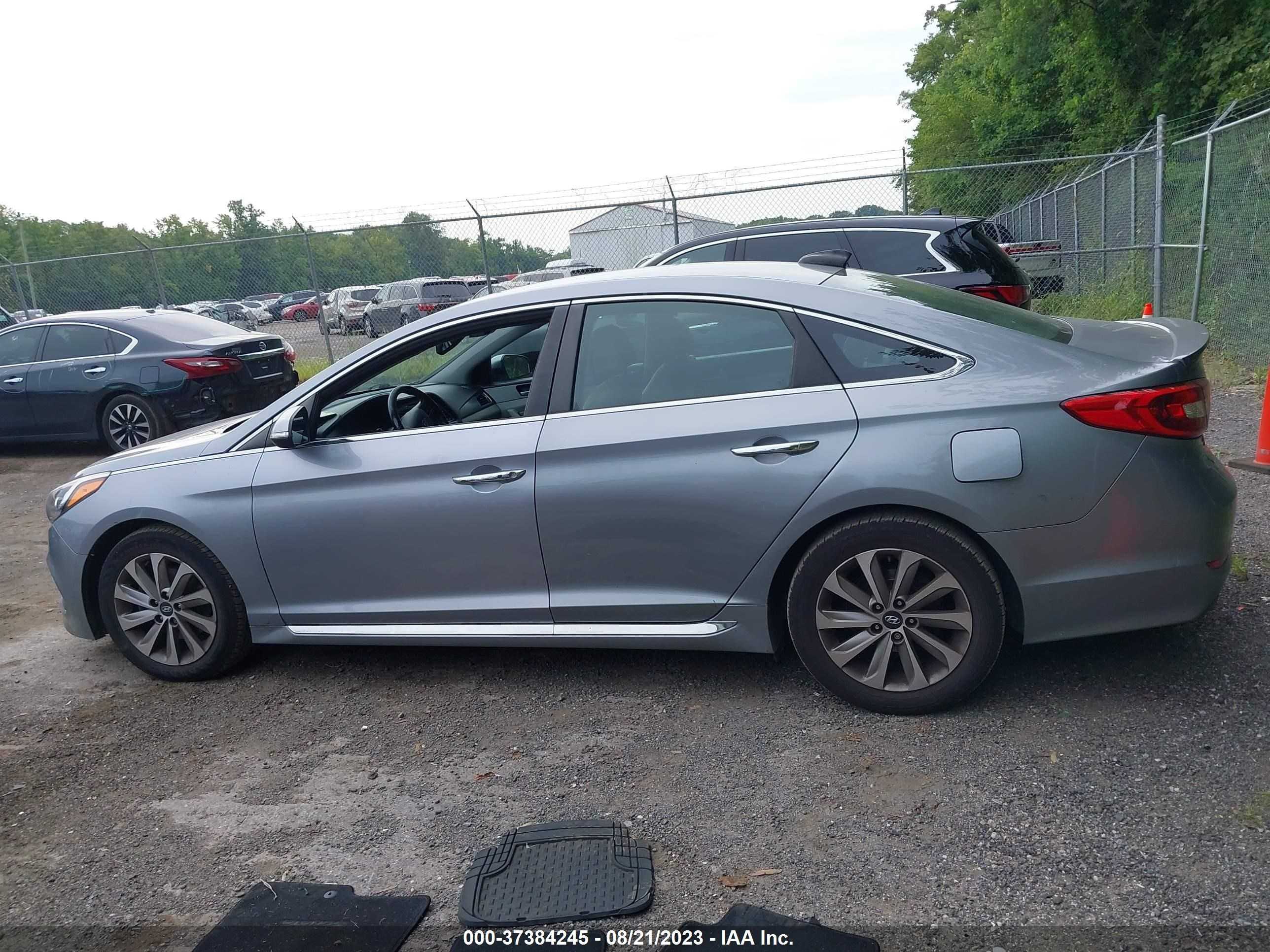 Photo 13 VIN: 5NPE34AF8FH123919 - HYUNDAI SONATA 