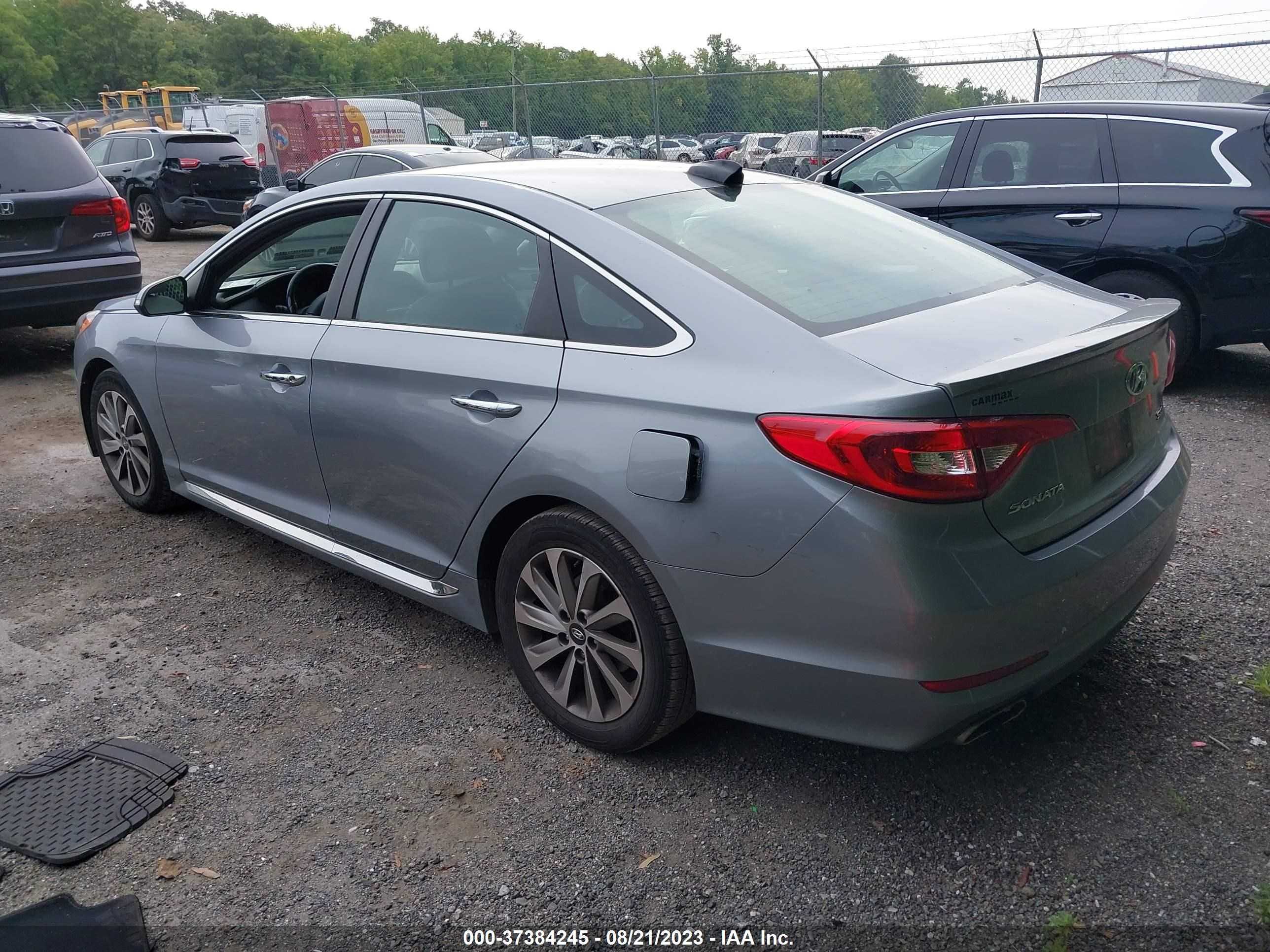 Photo 2 VIN: 5NPE34AF8FH123919 - HYUNDAI SONATA 