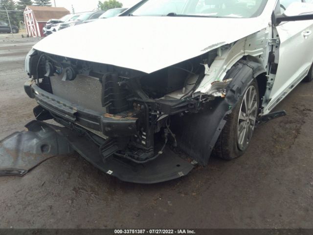 Photo 5 VIN: 5NPE34AF8FH133592 - HYUNDAI SONATA 