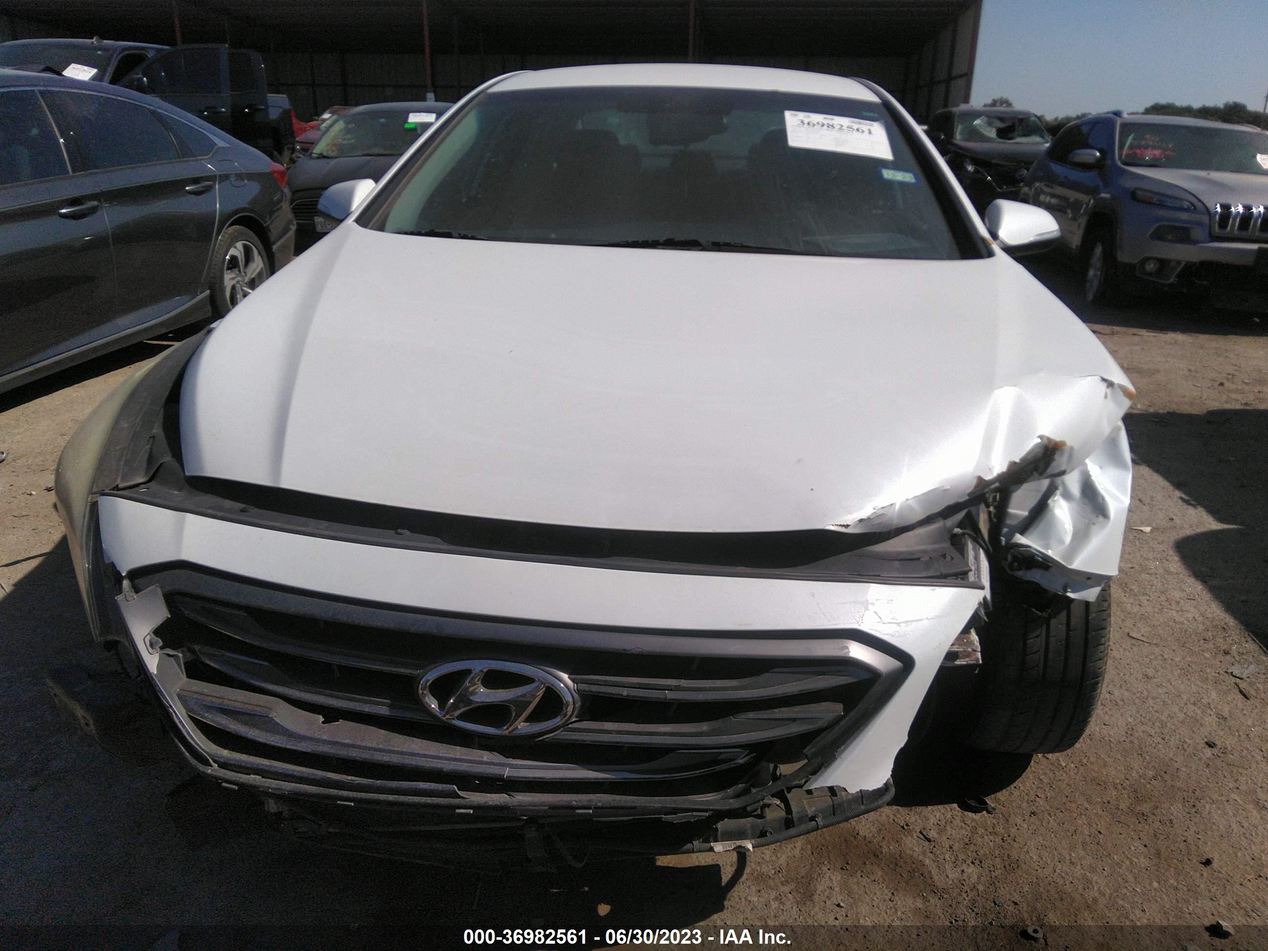 Photo 5 VIN: 5NPE34AF8FH168665 - HYUNDAI SONATA 