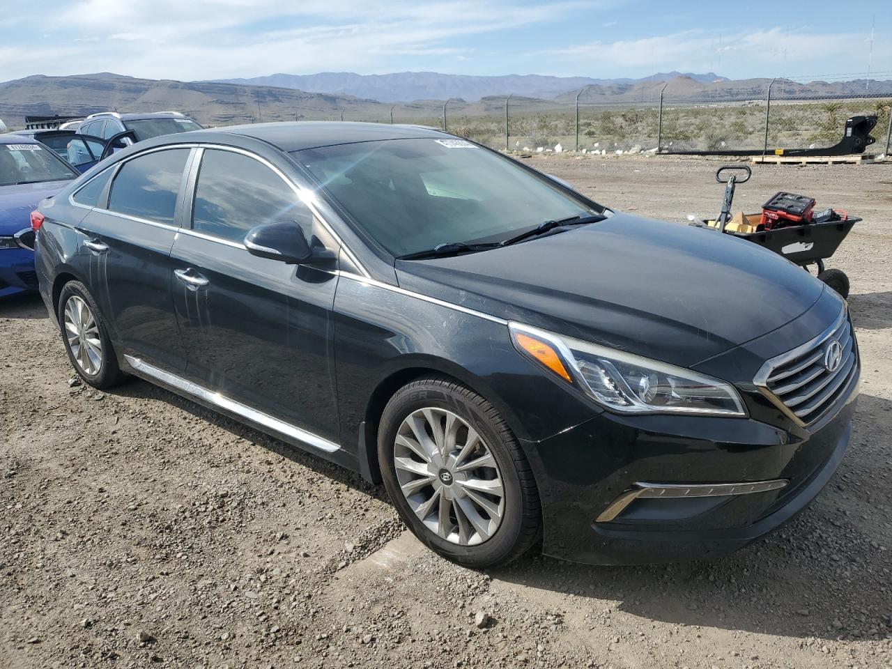 Photo 3 VIN: 5NPE34AF8FH182484 - HYUNDAI SONATA 