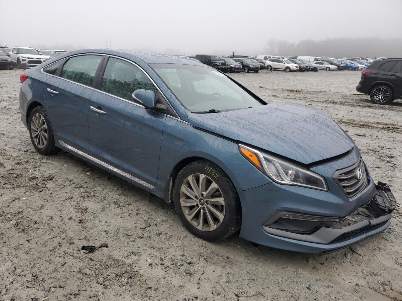 Photo 3 VIN: 5NPE34AF8FH194893 - HYUNDAI SONATA 