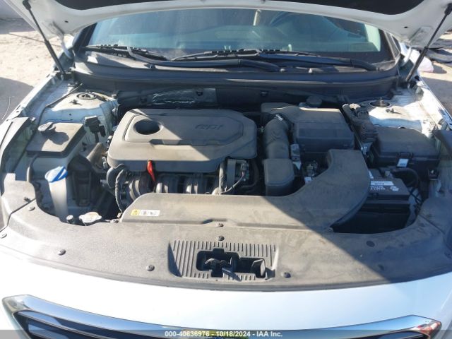 Photo 9 VIN: 5NPE34AF8FH205990 - HYUNDAI SONATA 