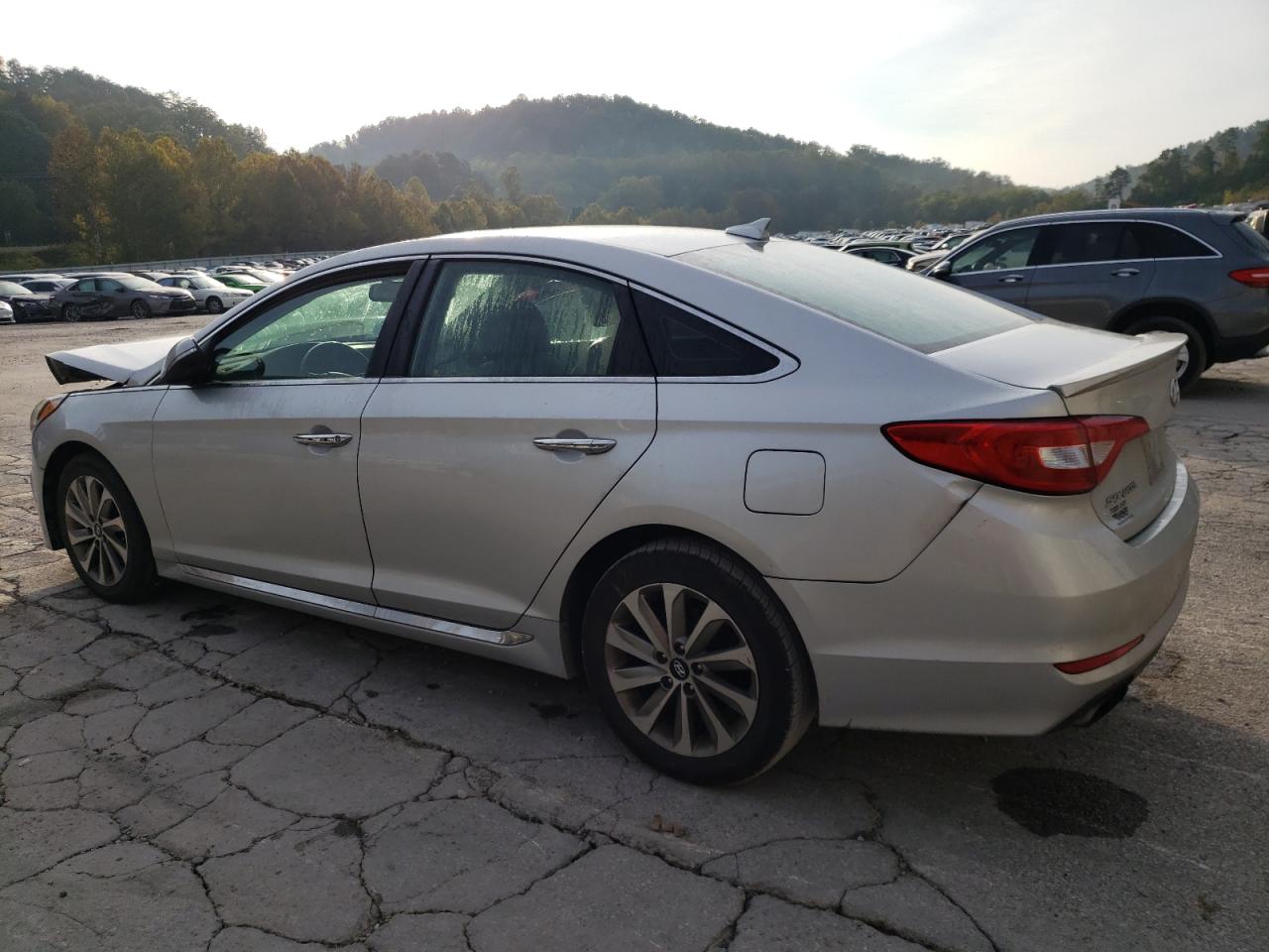 Photo 1 VIN: 5NPE34AF8FH218755 - HYUNDAI SONATA 