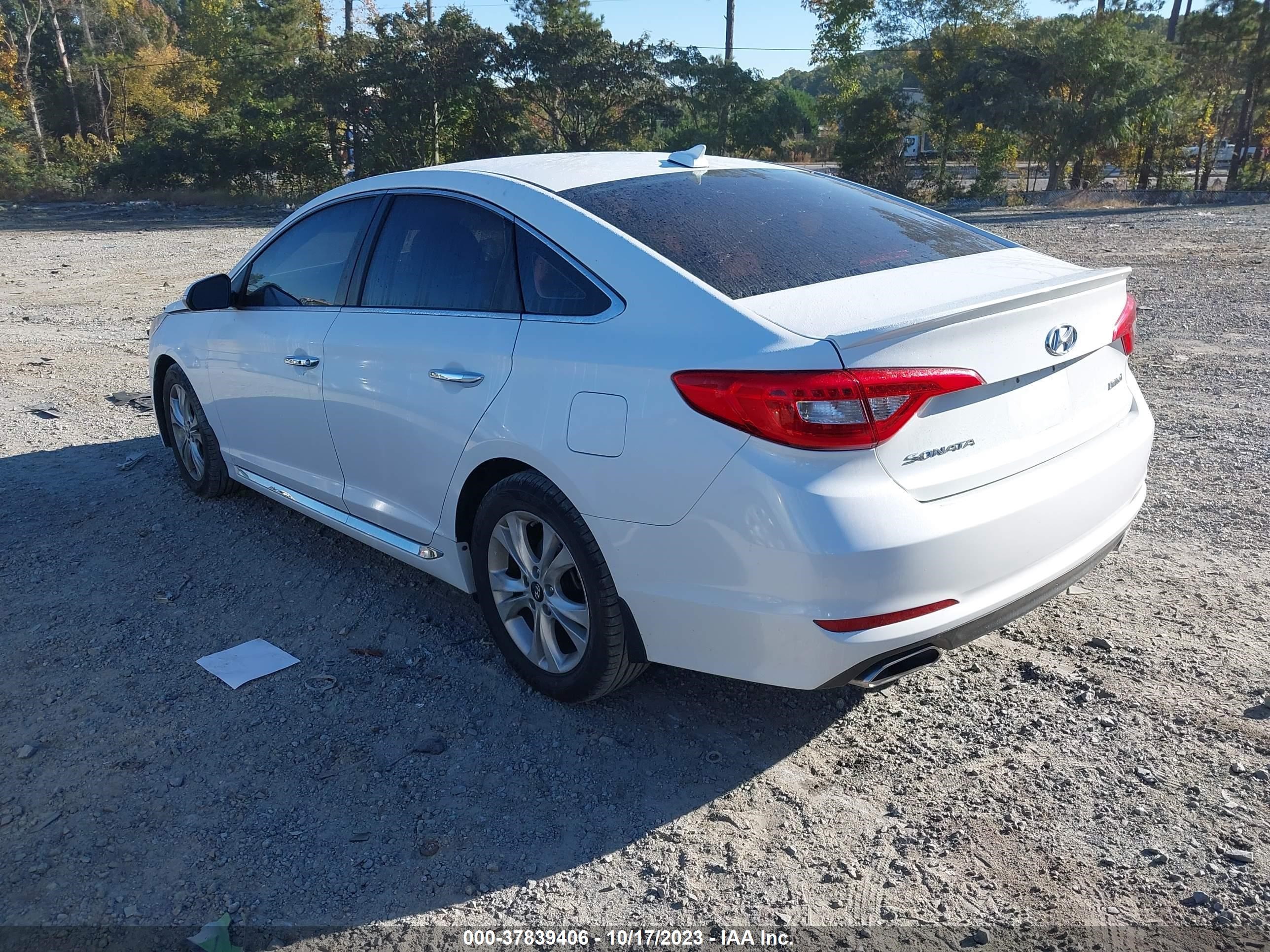 Photo 2 VIN: 5NPE34AF8FH240948 - HYUNDAI SONATA 