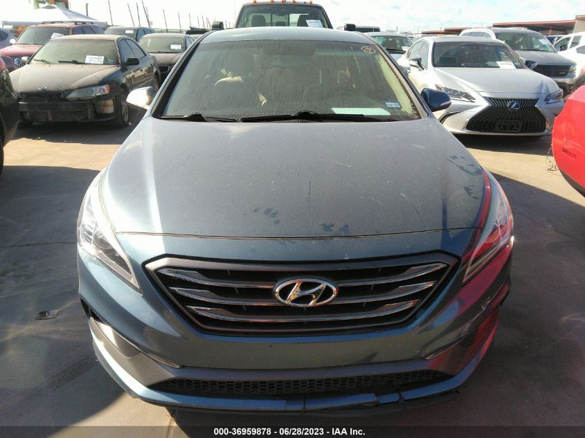 Photo 12 VIN: 5NPE34AF8GH333342 - HYUNDAI SONATA 