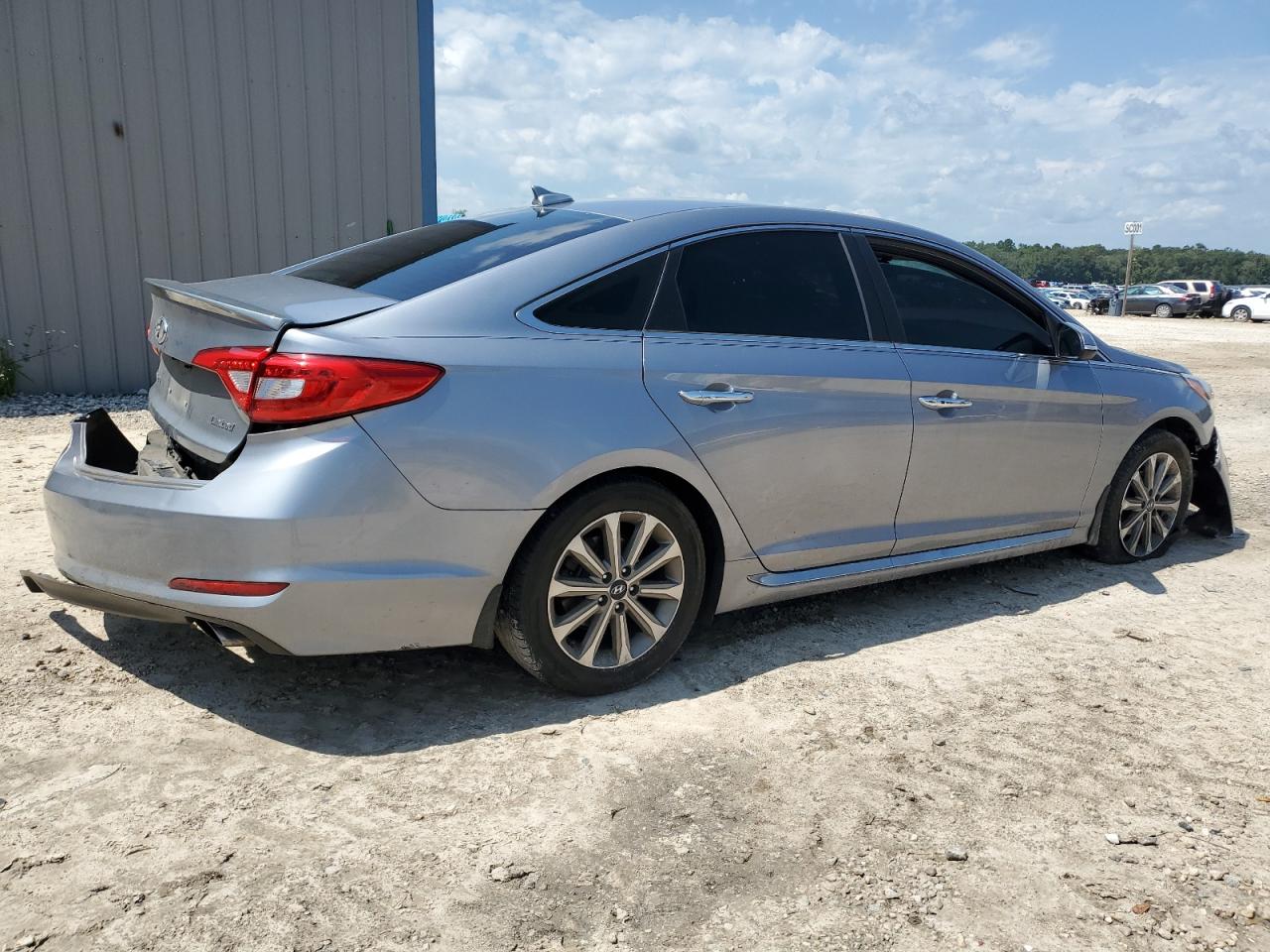 Photo 2 VIN: 5NPE34AF8GH355535 - HYUNDAI SONATA 