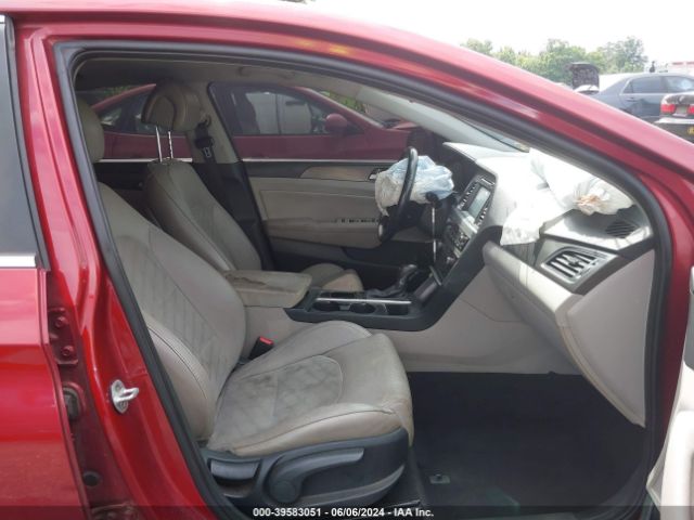 Photo 4 VIN: 5NPE34AF8GH412963 - HYUNDAI SONATA 