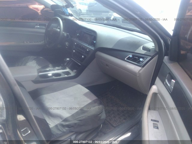 Photo 4 VIN: 5NPE34AF8GH413160 - HYUNDAI SONATA 