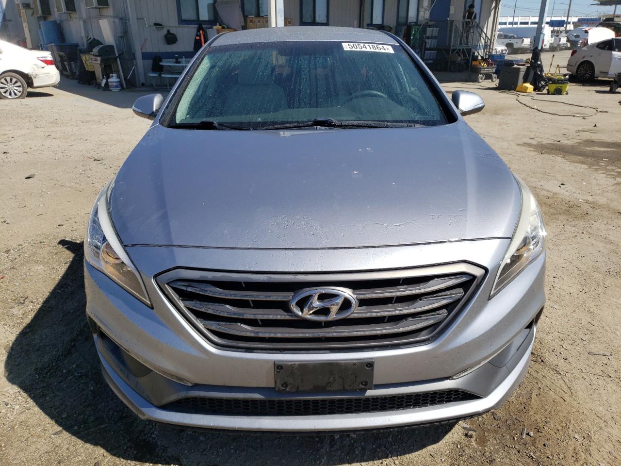 Photo 4 VIN: 5NPE34AF8HH444460 - HYUNDAI SONATA 