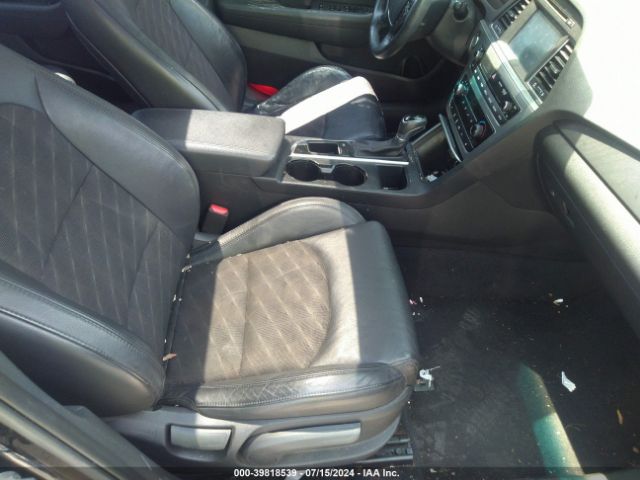 Photo 4 VIN: 5NPE34AF8HH473179 - HYUNDAI SONATA 