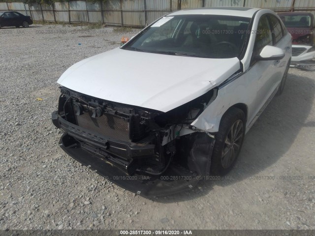 Photo 5 VIN: 5NPE34AF8HH541111 - HYUNDAI SONATA 