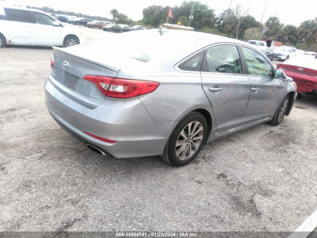 Photo 3 VIN: 5NPE34AF8HH569393 - HYUNDAI SONATA 