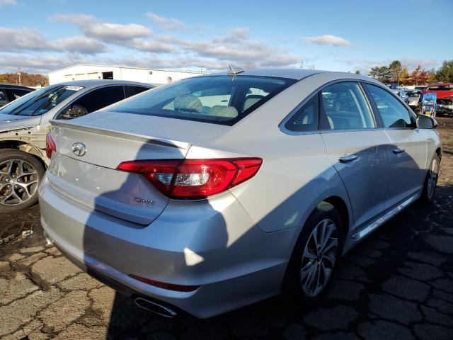 Photo 3 VIN: 5NPE34AF8HH587179 - HYUNDAI SONATA SPO 