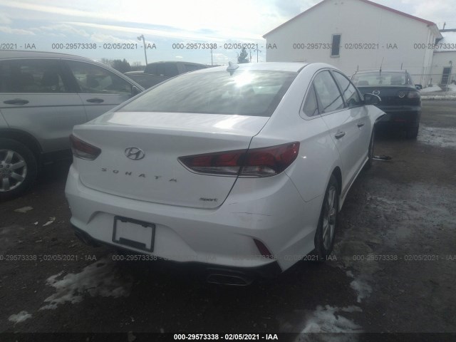 Photo 3 VIN: 5NPE34AF8JH610420 - HYUNDAI SONATA 