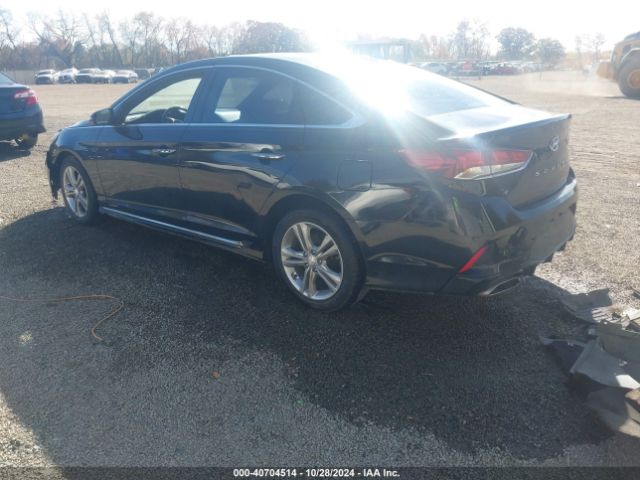 Photo 2 VIN: 5NPE34AF8JH611468 - HYUNDAI SONATA 