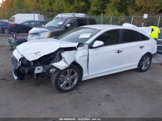 Photo 1 VIN: 5NPE34AF8JH613902 - HYUNDAI SONATA 