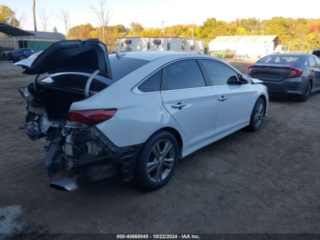 Photo 3 VIN: 5NPE34AF8JH613902 - HYUNDAI SONATA 