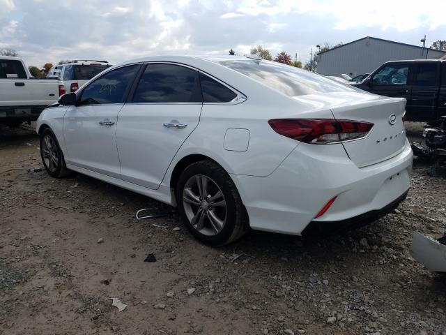 Photo 2 VIN: 5NPE34AF8JH633129 - HYUNDAI SONATA SPO 