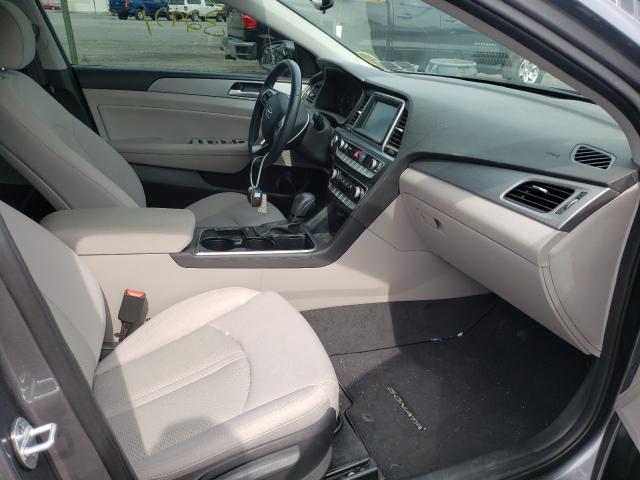 Photo 4 VIN: 5NPE34AF8JH634068 - HYUNDAI SONATA 