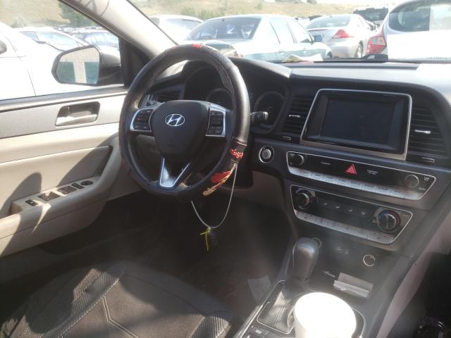 Photo 8 VIN: 5NPE34AF8JH636113 - HYUNDAI SONATA SPO 