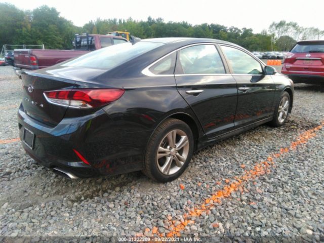 Photo 3 VIN: 5NPE34AF8JH637780 - HYUNDAI SONATA 