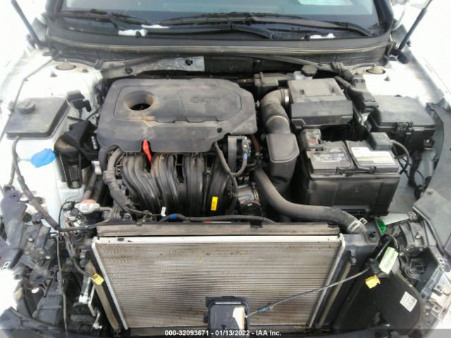 Photo 9 VIN: 5NPE34AF8JH664834 - HYUNDAI SONATA 