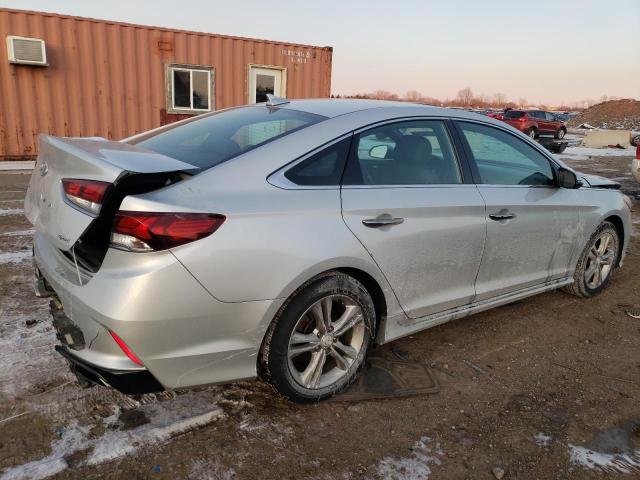 Photo 2 VIN: 5NPE34AF8JH669810 - HYUNDAI SONATA SPO 