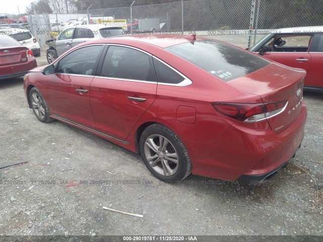 Photo 2 VIN: 5NPE34AF8JH675381 - HYUNDAI SONATA 