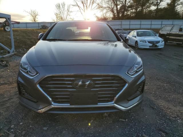 Photo 4 VIN: 5NPE34AF8JH679690 - HYUNDAI SONATA SPO 