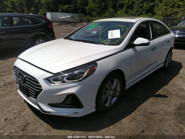 Photo 1 VIN: 5NPE34AF8JH681102 - HYUNDAI SONATA 