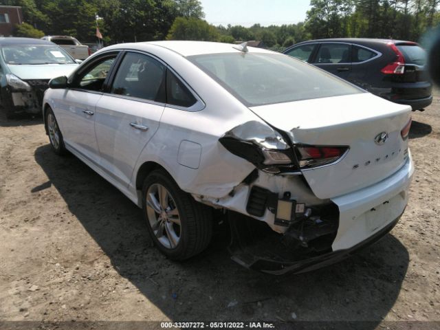 Photo 2 VIN: 5NPE34AF8JH681102 - HYUNDAI SONATA 