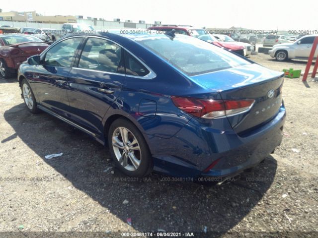 Photo 2 VIN: 5NPE34AF8JH689765 - HYUNDAI SONATA 