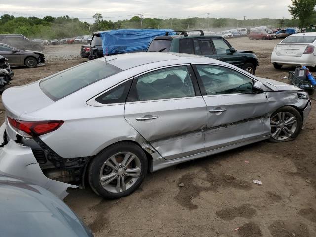 Photo 2 VIN: 5NPE34AF8JH699051 - HYUNDAI SONATA 