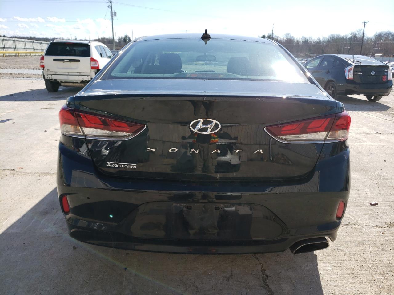 Photo 5 VIN: 5NPE34AF8JH719346 - HYUNDAI SONATA 