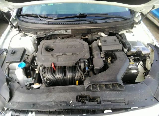 Photo 9 VIN: 5NPE34AF8JH724045 - HYUNDAI SONATA 