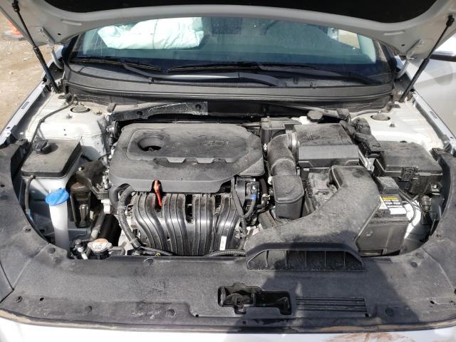 Photo 6 VIN: 5NPE34AF8KH758777 - HYUNDAI SONATA LIM 