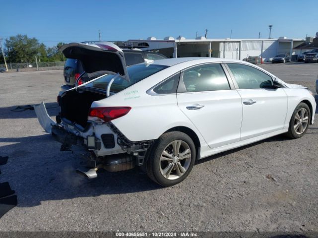 Photo 3 VIN: 5NPE34AF8KH768306 - HYUNDAI SONATA 