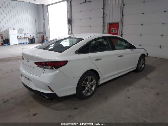 Photo 3 VIN: 5NPE34AF8KH771187 - HYUNDAI SONATA 