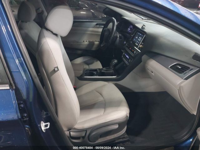 Photo 4 VIN: 5NPE34AF8KH777121 - HYUNDAI SONATA 