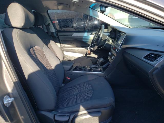 Photo 4 VIN: 5NPE34AF8KH799863 - HYUNDAI SONATA LIM 