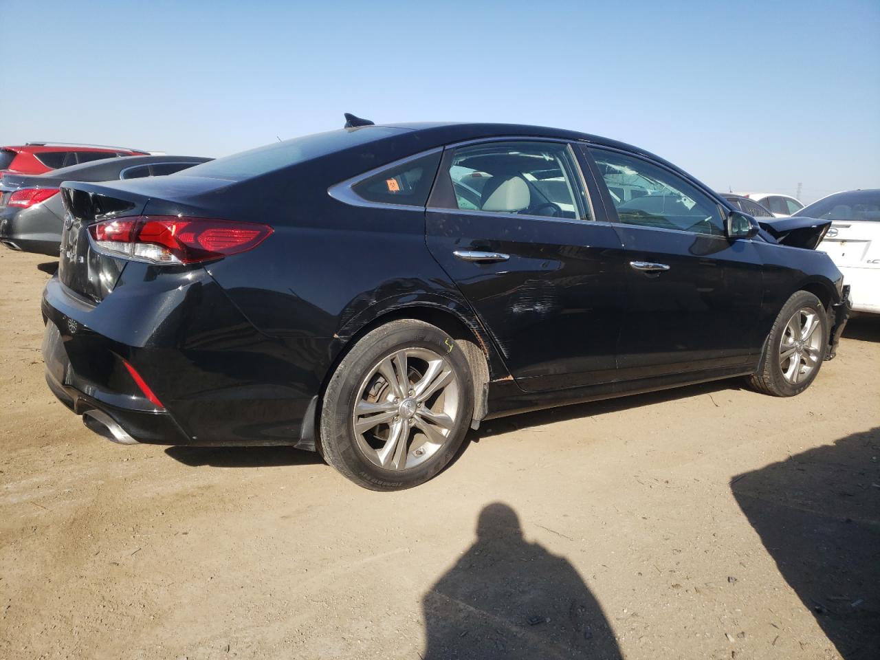 Photo 2 VIN: 5NPE34AF8KH805841 - HYUNDAI SONATA 