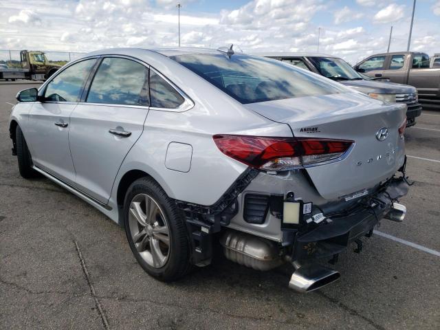 Photo 2 VIN: 5NPE34AF8KH810120 - HYUNDAI SONATA LIM 