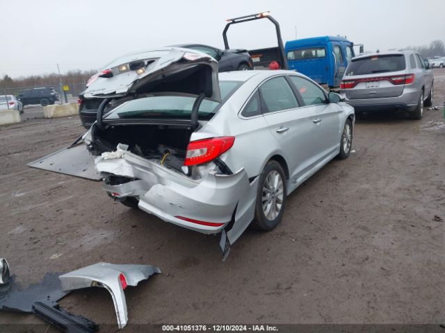 Photo 3 VIN: 5NPE34AF9FH015759 - HYUNDAI SONATA 