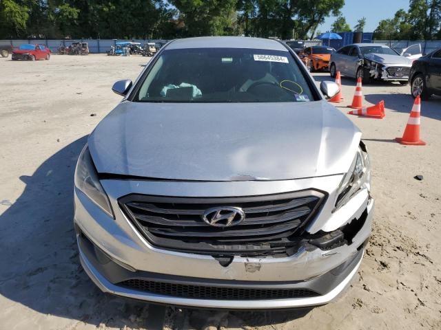 Photo 4 VIN: 5NPE34AF9FH023019 - HYUNDAI SONATA 